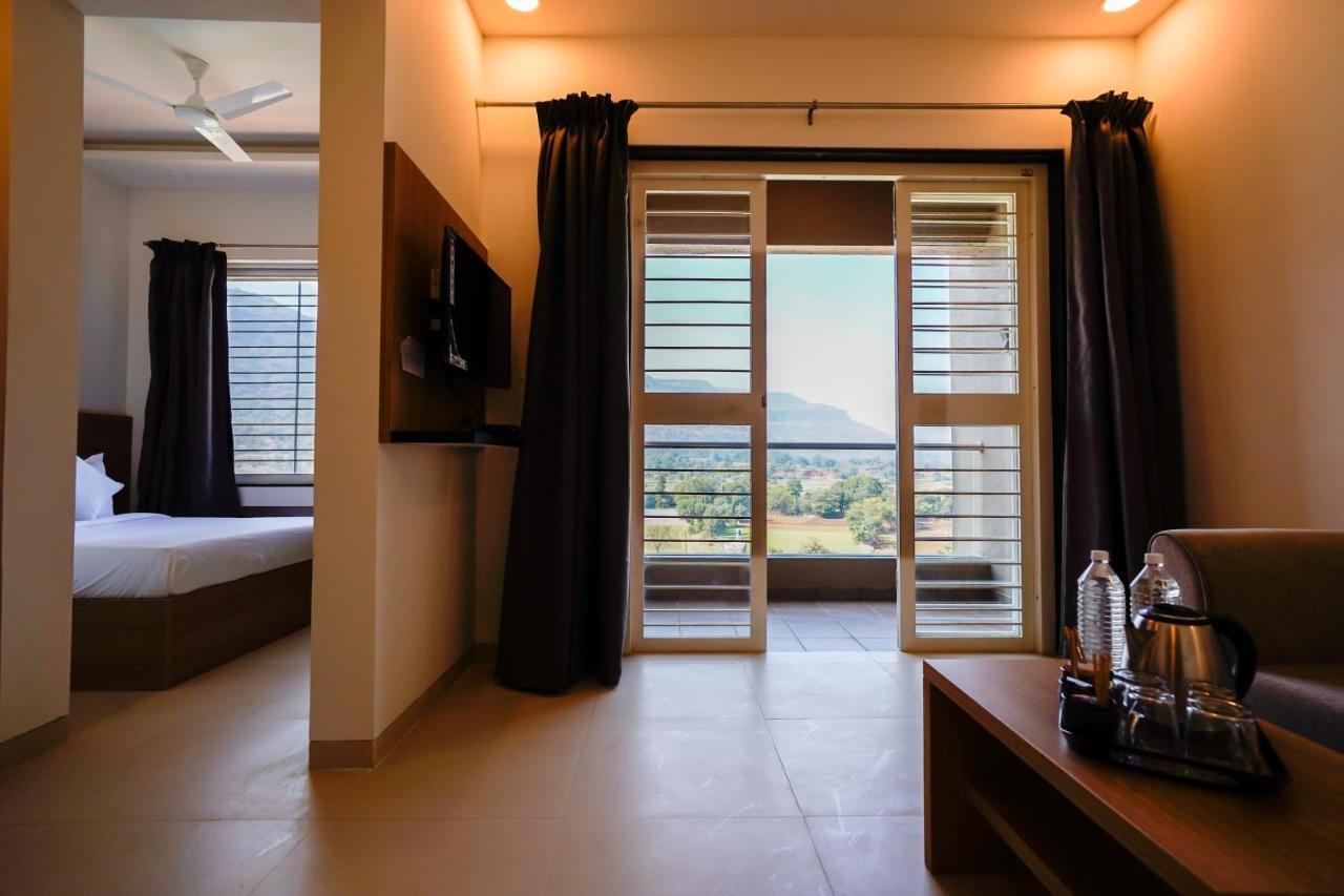 إيغاتبوري Mountain Shadow Resort المظهر الخارجي الصورة